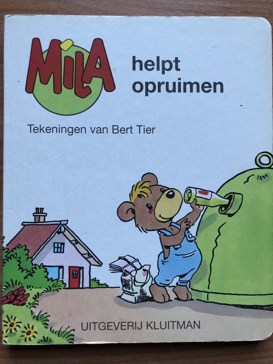 Mila helpt opruimen