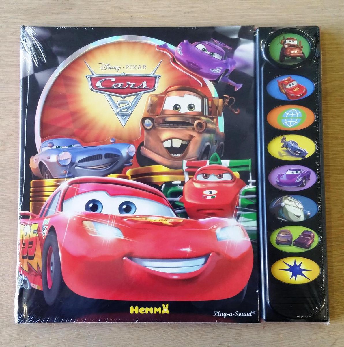 DISNEY CARS PLAY A SOUND Tweedehands BoekenBalie